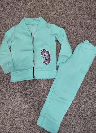 Теплий костюм