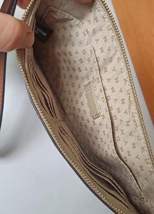 Маленькая сумка-клатч из коллекции dkny