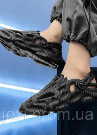 Гумові капці, тапочки holes