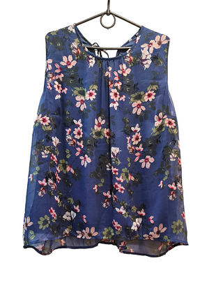 Очень красивая блузка большого размера