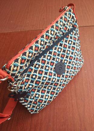 Сумка kipling. 25х21х7см.