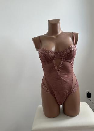 Білизна від victoria’s secret