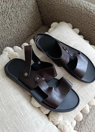 Шльопанці босоніжки