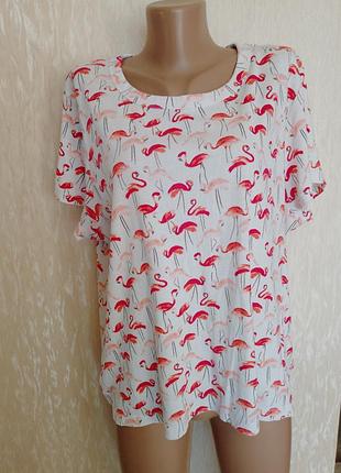 Красива фірмова футболка жіноча 24  розміру