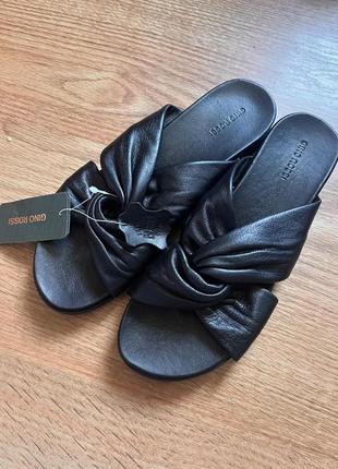 Женские кожаные шлепанцы gino rossi