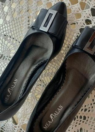 Туфли с пряжкой