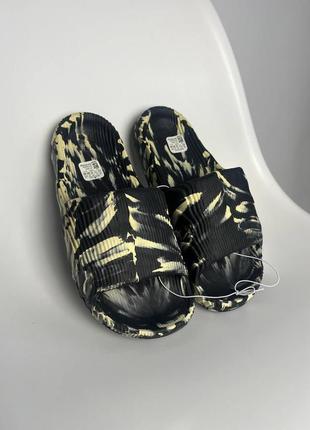 Adidas adilette
