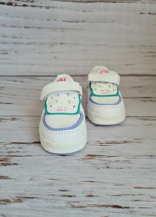 Кросівки для дівчинки канарейка 5