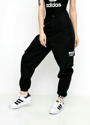 Спортивные штаны карго, джоггеры adidas