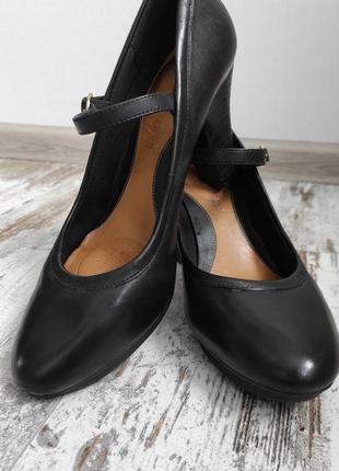 Clarks туфлі шкіра каблук
