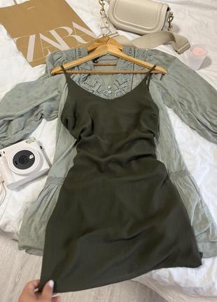 Легке літнє плаття кольору хакі zara