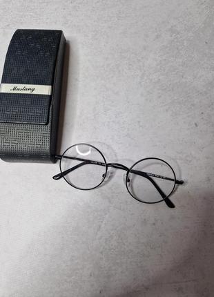 Прозрачные очки