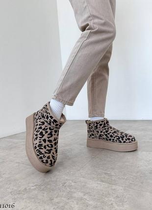 Угги с лео принтом