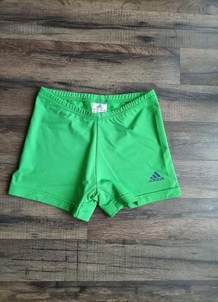 Спортивные шорты s,xs adidas
