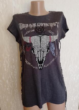 Красивая фирменная футболка женская 14 размера