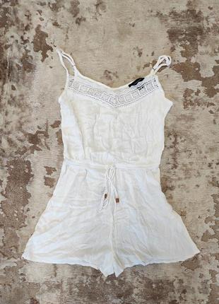 Помер з шортами білий atmosphere