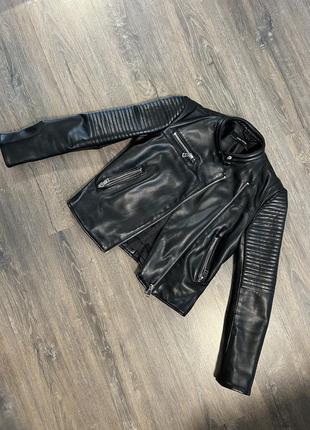 Шкіряна куртка zara