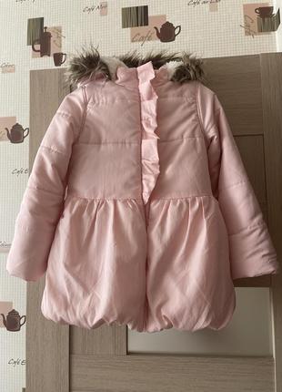 Зимняя очень красивая курточка на девочку размер 116 см 5/6 лет