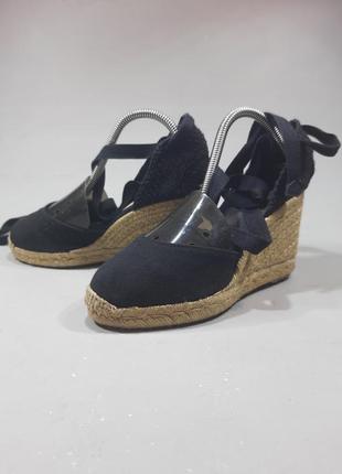 Aldo
размер - 36
стелька - 23 см
цена - 250
состояние отличное
