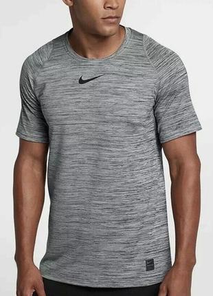 nike names pro футболка