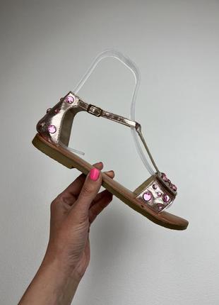 Жіночі шкіряні босоніжки holala