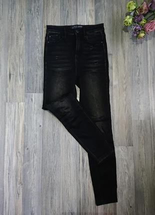 Черные джинсы высокая посадка stradivarius р.xs