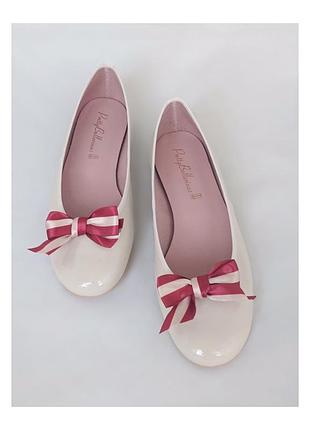 Pretty ballerinas spain элегантные балетки из лаковой кожи