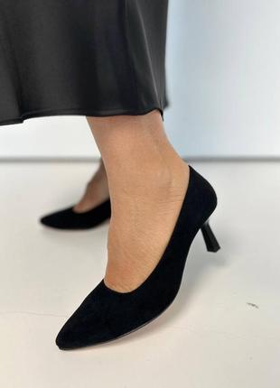 Туфлі шпилька