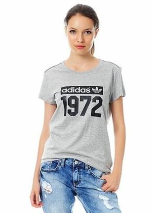 Хлопковая футболка с логотипом адидас топ оригинал от adidas