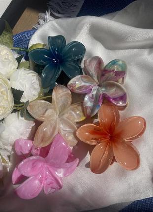 Краб крабик заколка в виде цветочки