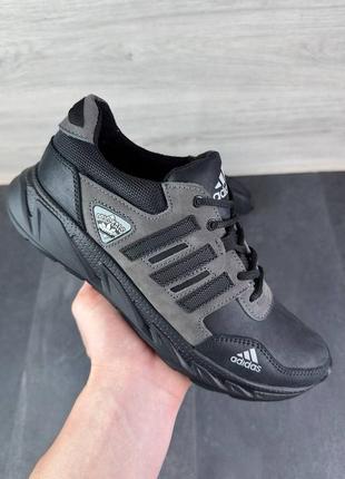 Мужские кожаные кроссовки adidas