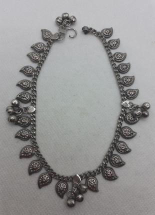 Браслет на ногу