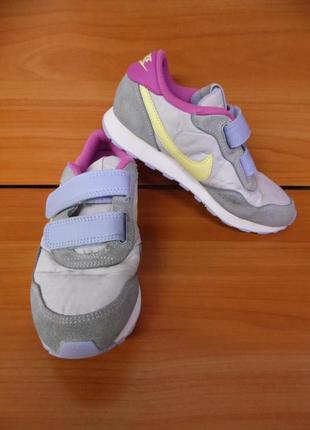 Кросівки nike