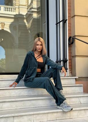 Костюм жіночий спортивний велюровий / костюм жіночий двійка нова моделька велюровий щільний / є обмін / костюм з капюшоном3 фото