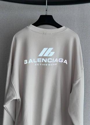 Свитшот в стиле balenciaga