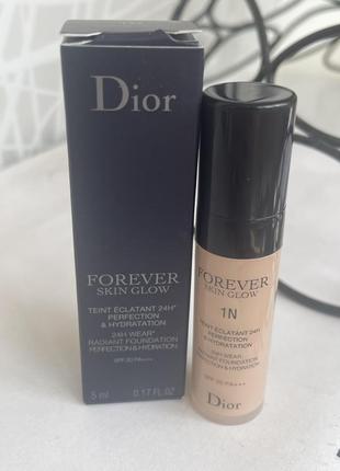 Оригінал . dior forever skin glow 1n тональна основа для обличчя 5 мл