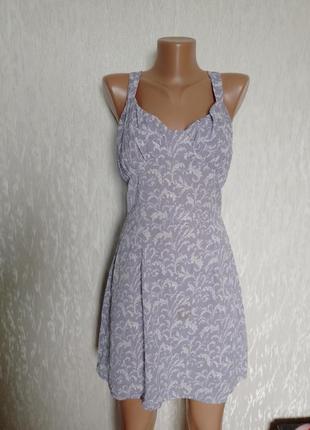 Новое. фирменное красивое платье 👗нове