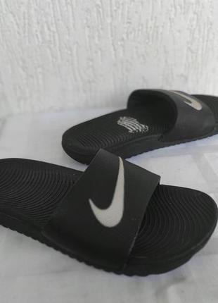 Шлепки nike р.33.5-34