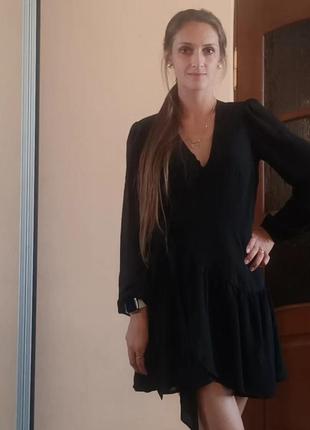 Сукня на запах чорна коротка