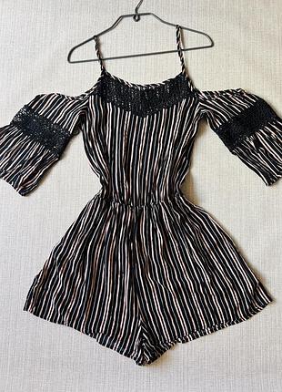 Комбінезон з мереживом