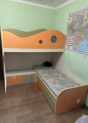 Кровать двухэтажная