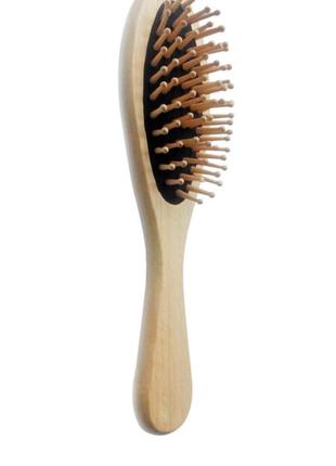 Деревʼяна еко щітка для волосся