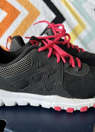 Женские кроссовки reebok