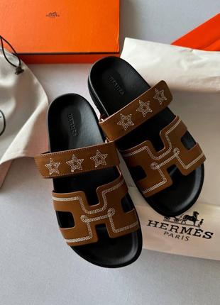 Шльопанці сандалі в стилі hermes chyrpe brown star
