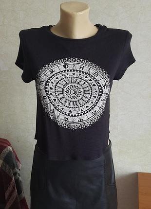 Футболка жіноча, укорочена