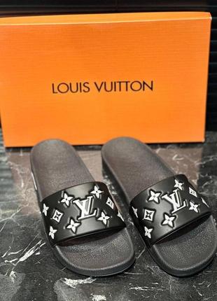 Сланцы мужские с принтами