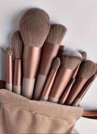 Кисти для макияжа