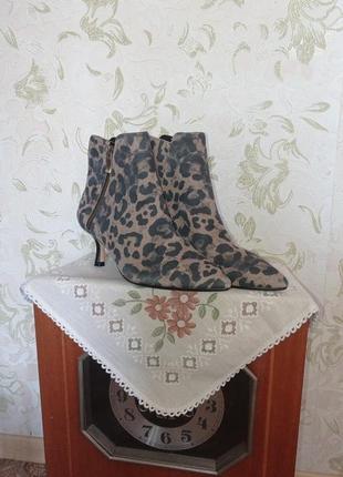 Ботинки кожаные