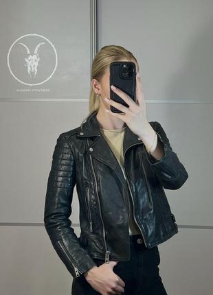 Оригинальная женская косуха allsaints размер xs s замеры: плечи 40 грудь 47 длина 51 рукава 58 стан идеален