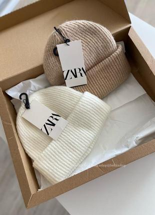 Шерстяна шапка zara, молочна/беж